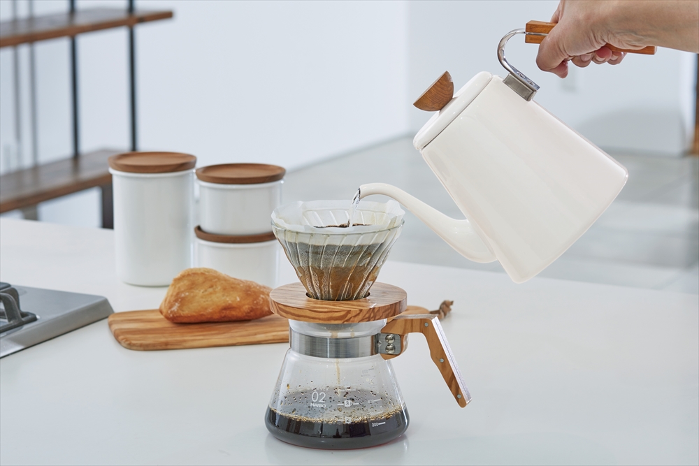 コーヒーに含まれるカフェイン以外の成分とその健康効果