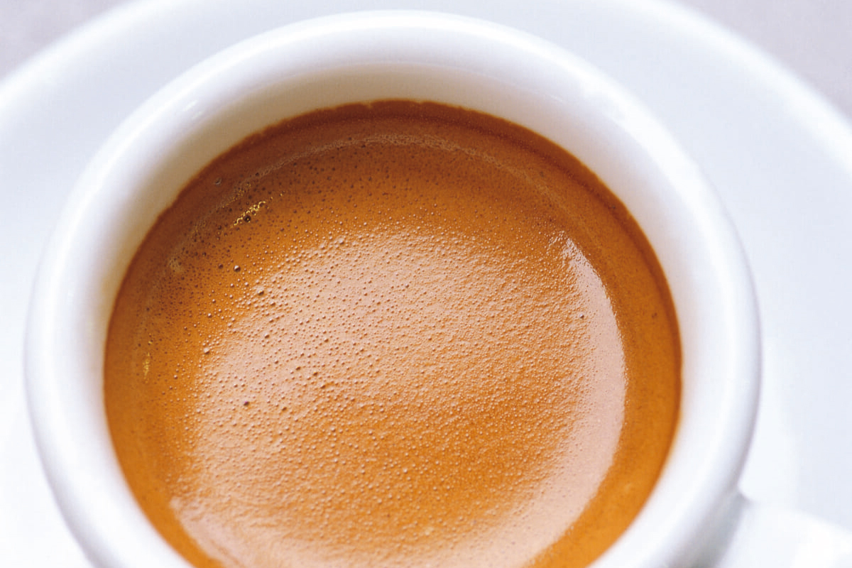 コーヒーを飲むと頭痛が治まったことがあるのはなぜ?