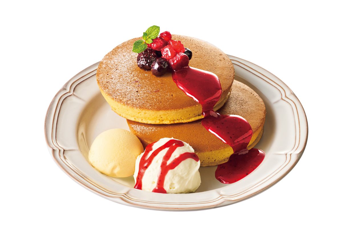 4種のベリー＆チーズクリームのホットケーキ