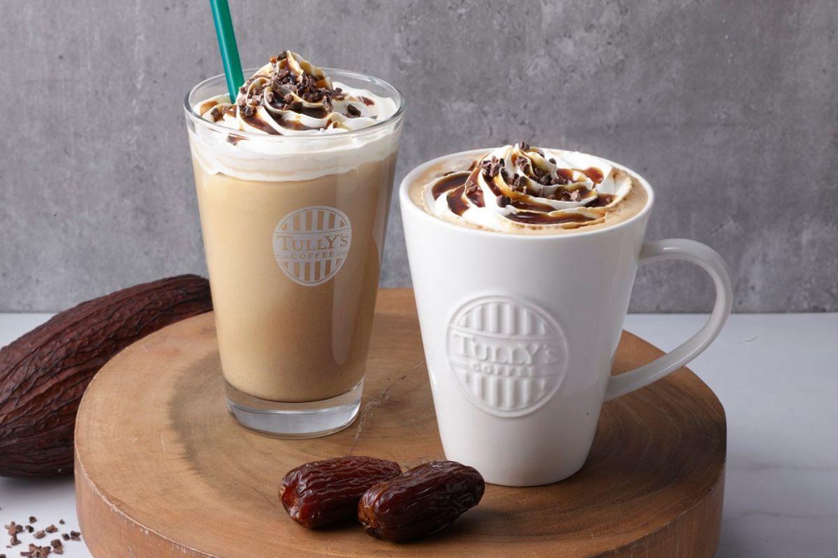 タリーズからスーパーフードドリンク「デーツ&カカオソイラテ」と「デーツ&バナナロイヤルミルクティー」発売