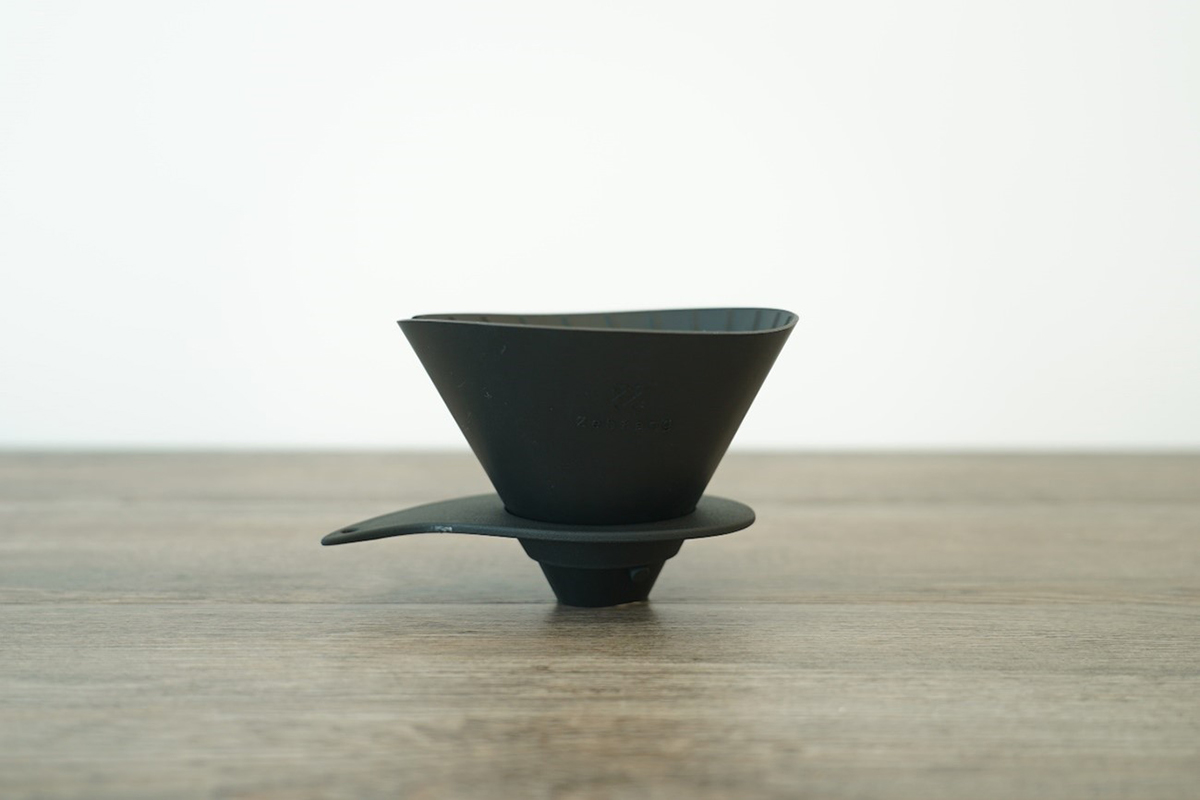 好評のアウトドア用V60フラットドリッパーがパワーアップしてゼブランより新登場