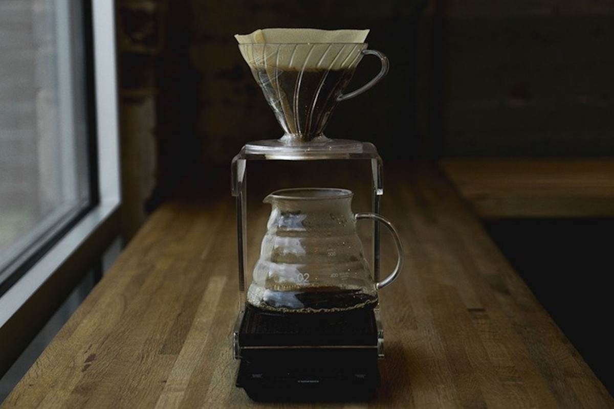 自分でコーヒーを淹れる