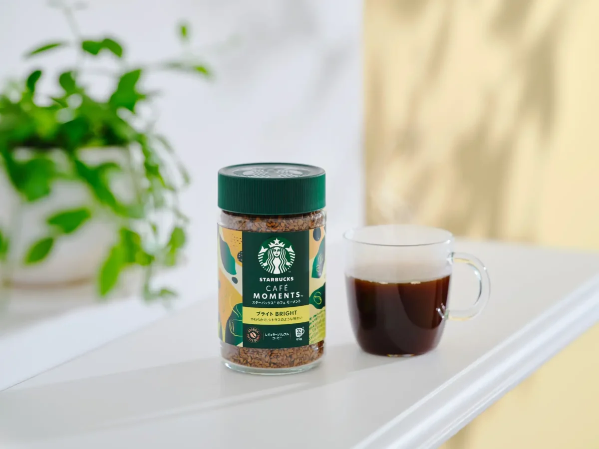 ブラックコーヒーを手軽に！「スターバックス®カフェ モーメント」初の