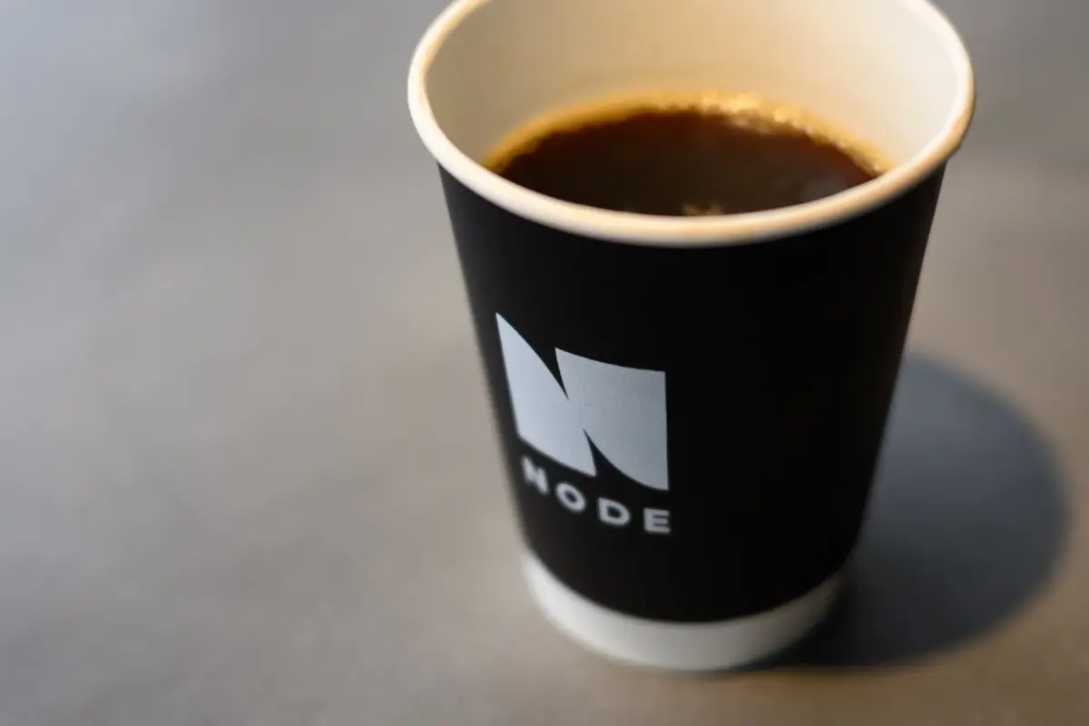NODEブレンドのブラックコーヒー