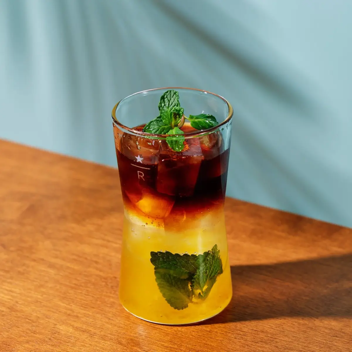 コールド ブリュー グリーンフィズ パイナップル ＆ ミント
