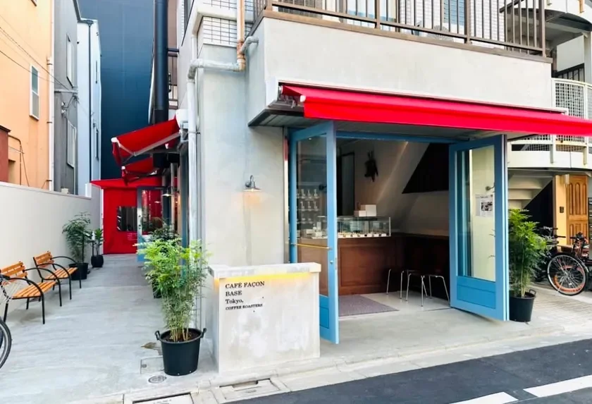 CAFE FACON BASE Tokyo.店 外観