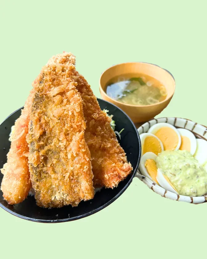月ヶ瀬たれカツ丼 わさびタルタルと共に