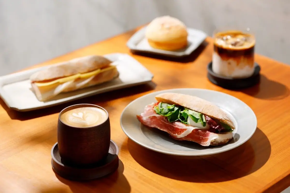 La RINA カフェのメニュー例