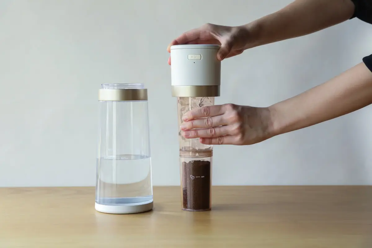 コーヒーメーカーの組み立て