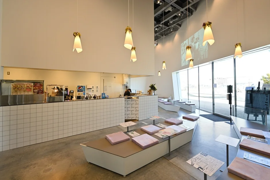 Kado Cafe 店内