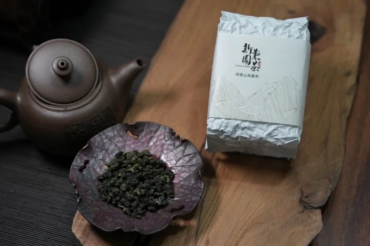 新芳園 阿里山烏龍茶