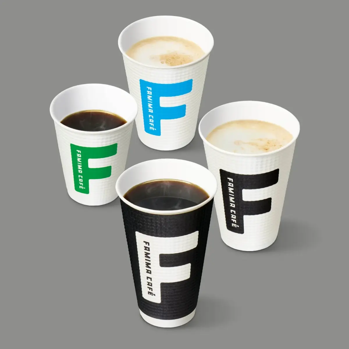 FAMIMA CAFEのコーヒーカップ
