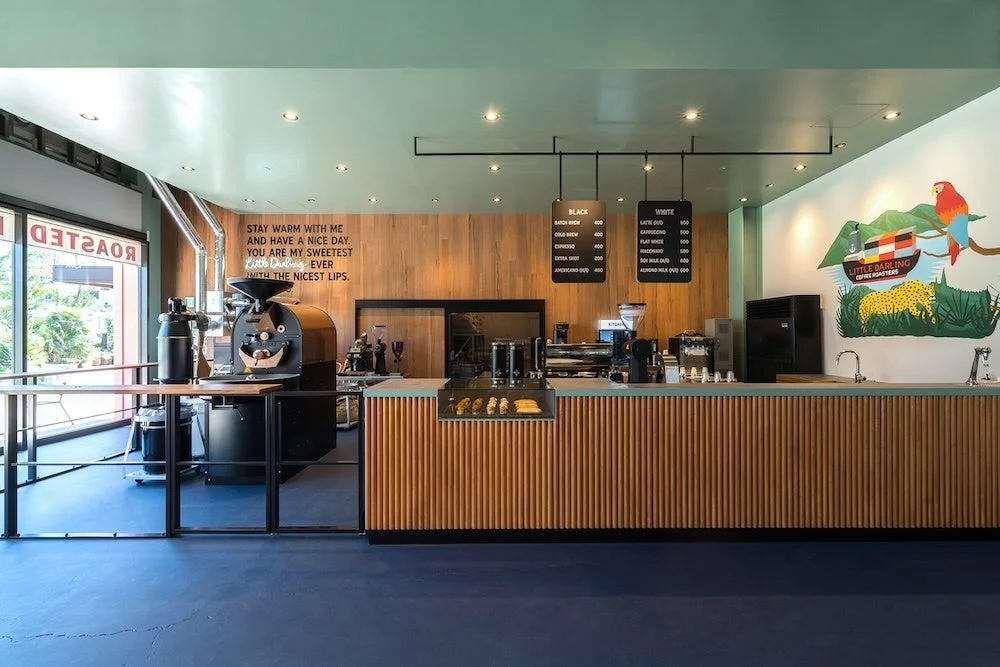 Little Darling Coffee Roastersのモダンな店内