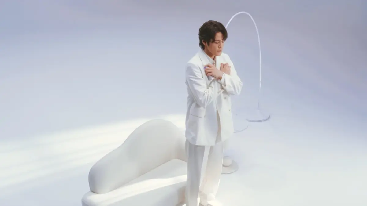 思索にふける宮野真守さん