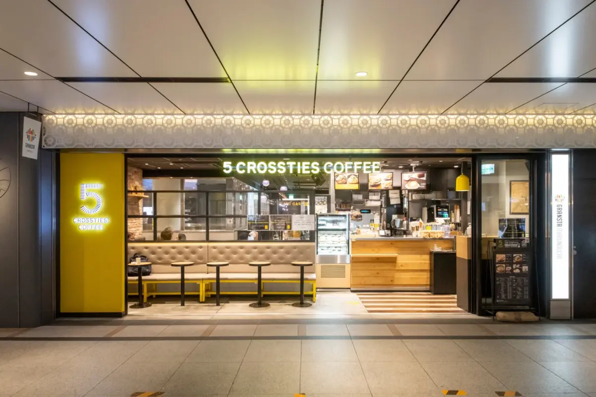 5 CROSSTIES COFFEE 店舗外観