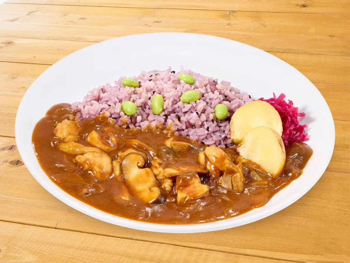 チキンときのこのカレーライス